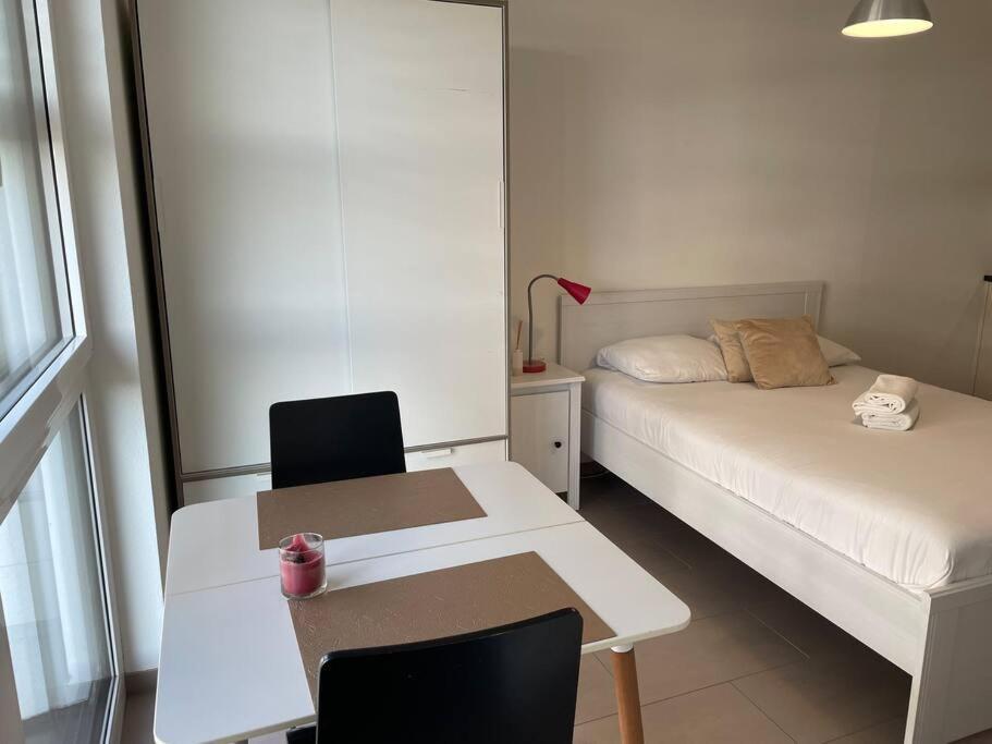 Joli Studio Confortable ! Prilly ภายนอก รูปภาพ