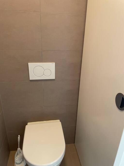 Joli Studio Confortable ! Prilly ภายนอก รูปภาพ